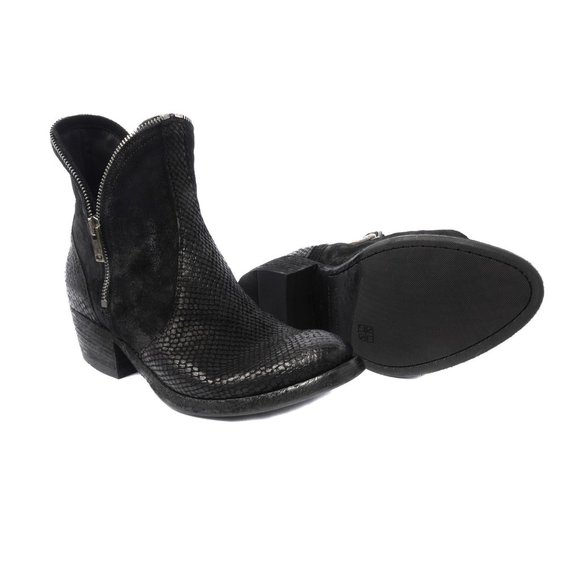 Pantanetti Modern Western Inspired Ankle Boot - Picture 4 of 5